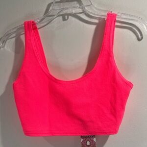 Neon pink women’s size 6 crop top